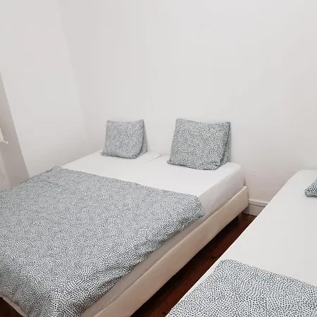 7 Luz Hostel-3